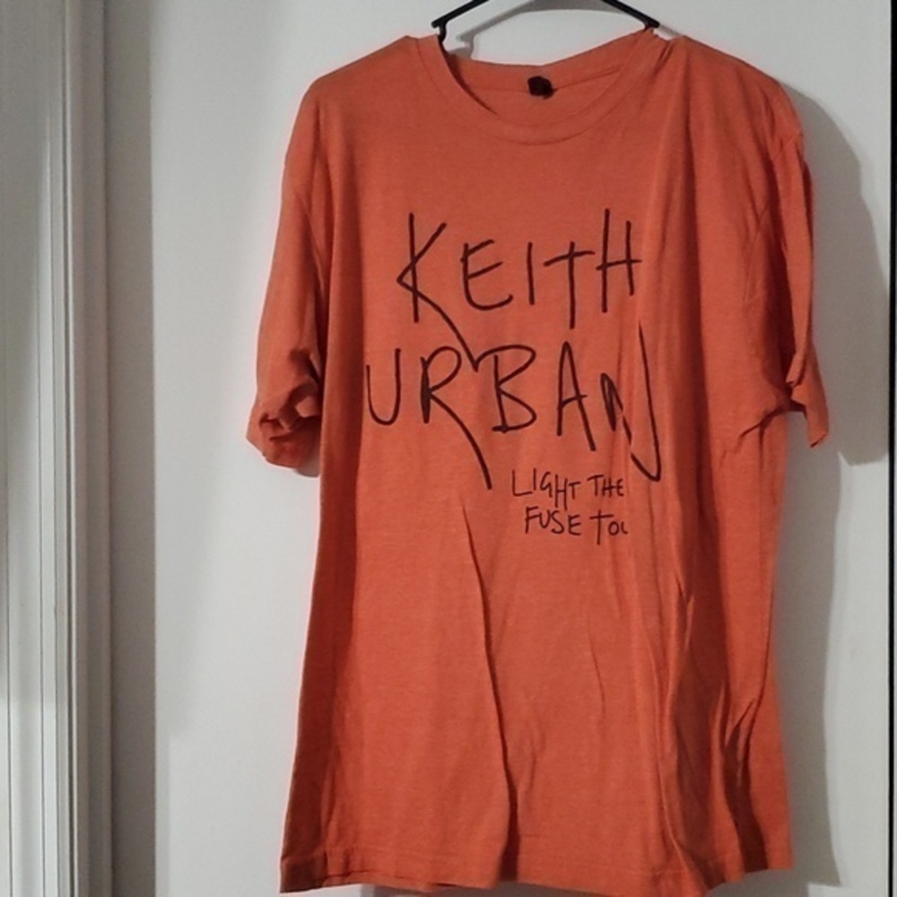 🐻   Keith Urban T-shirt From Light The Fuse Tour Size L